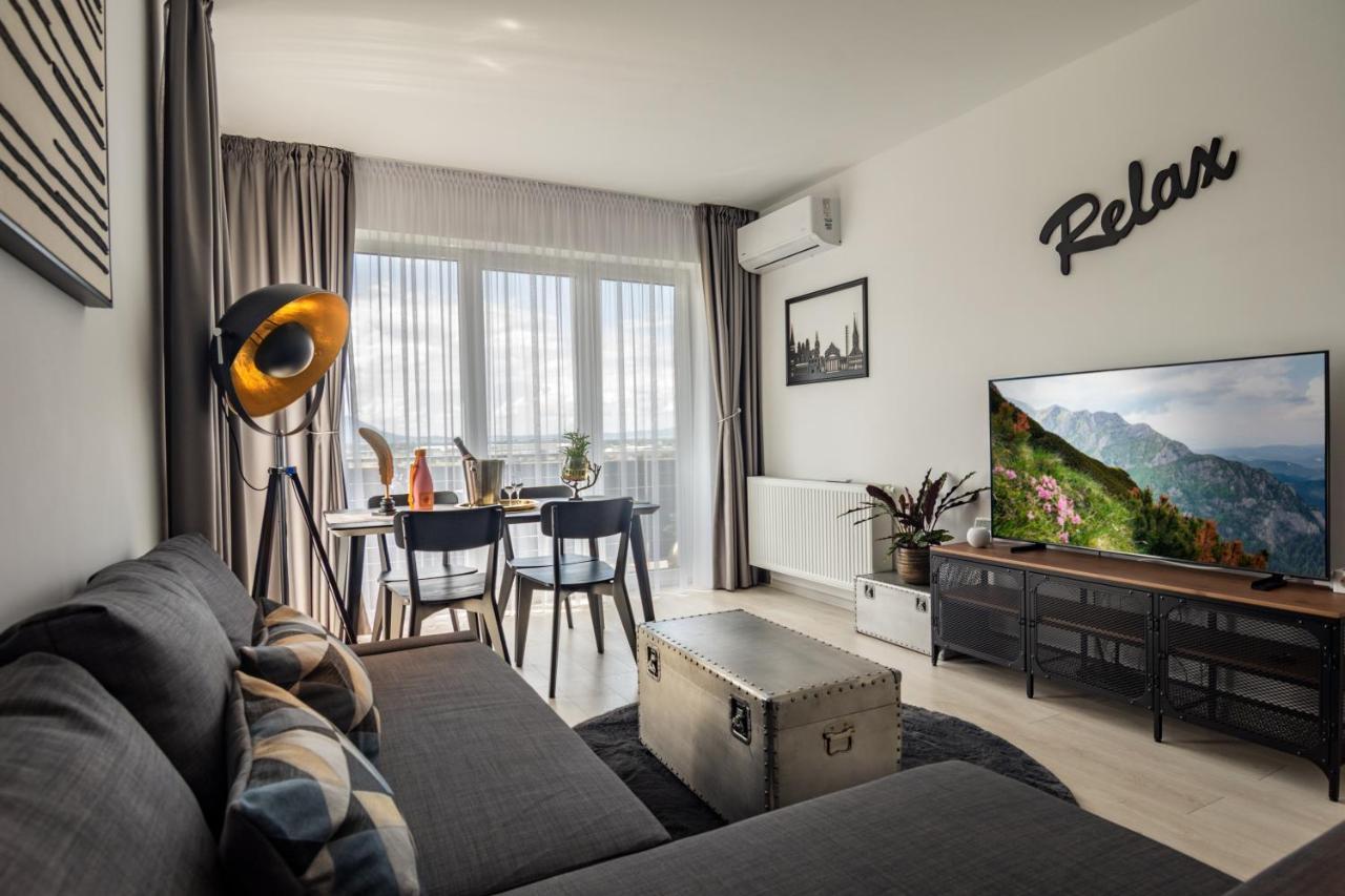 Amazing Condo In Brasov By Valentino - Free Garage Parking Exteriér fotografie